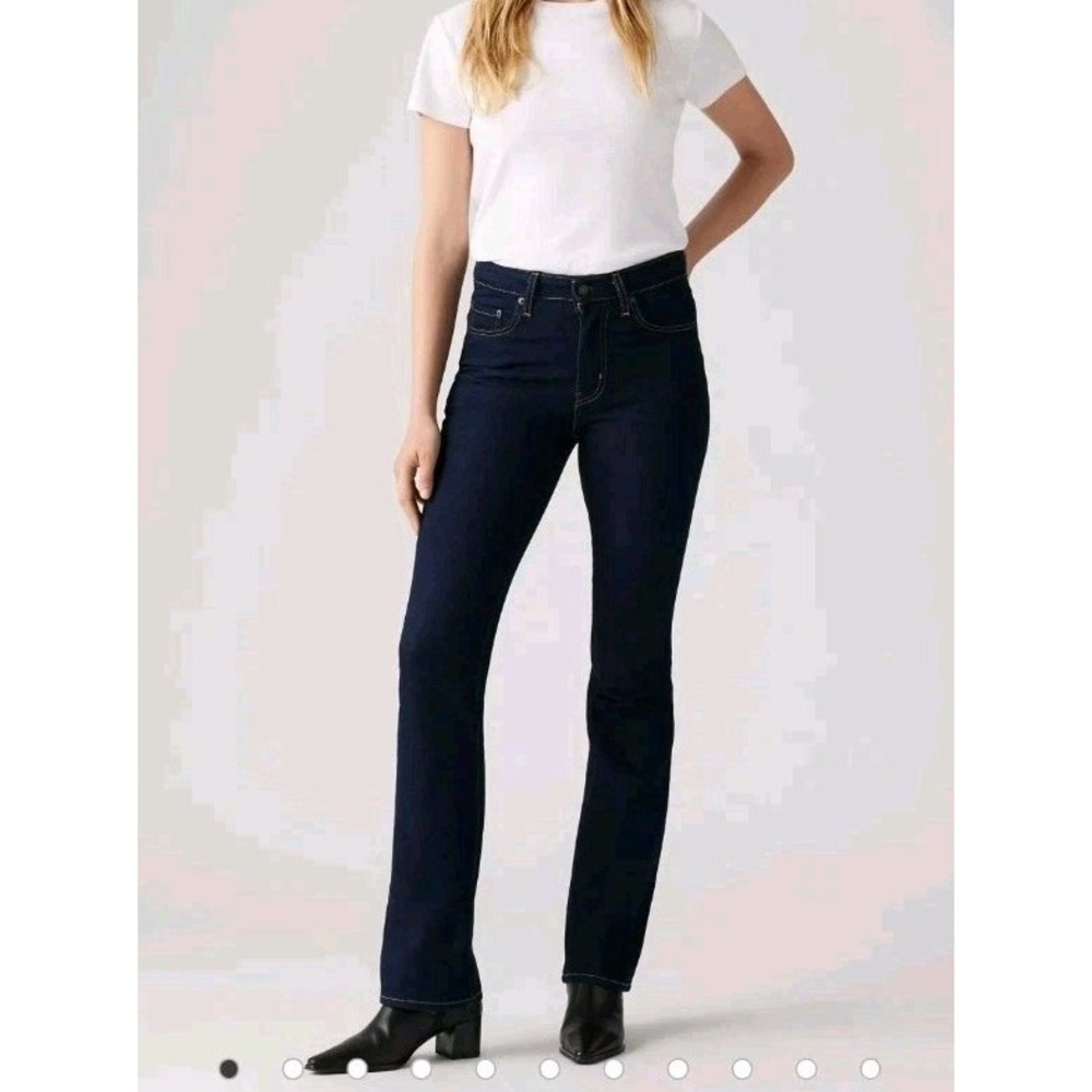 NEW Levis 725 High Rise Bootcut Jeans Womens 30x32 Dark Blue Denim Stretch
